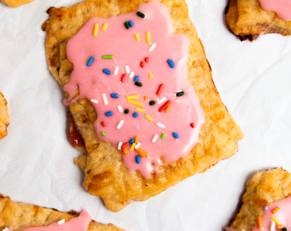 Strawberry Rhubarb Hand Pies